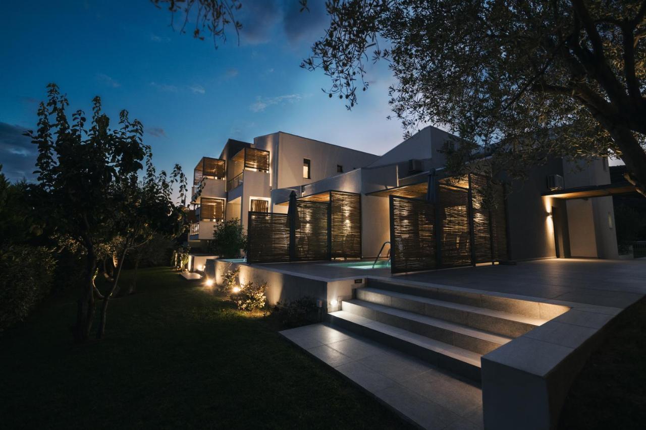 Octo Villas Complex Nea Iraklitsa Exteriör bild