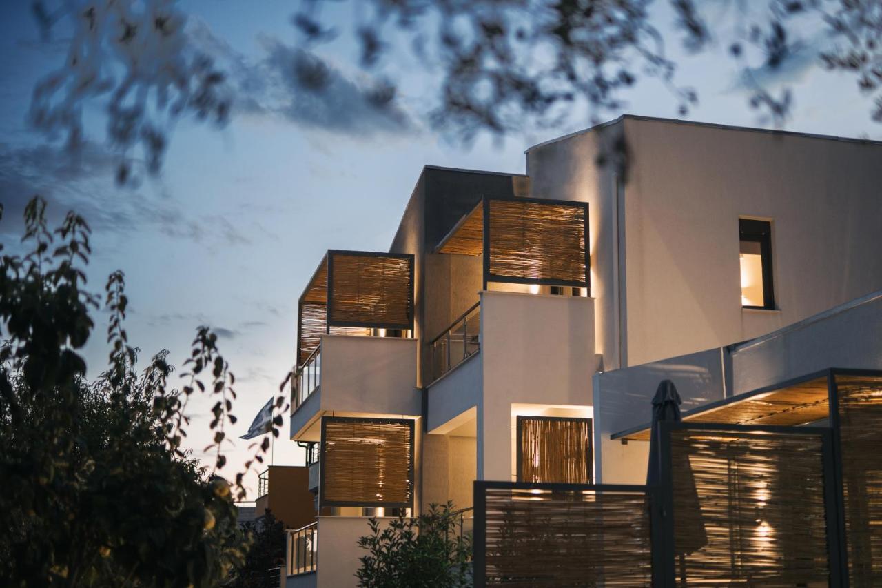 Octo Villas Complex Nea Iraklitsa Exteriör bild
